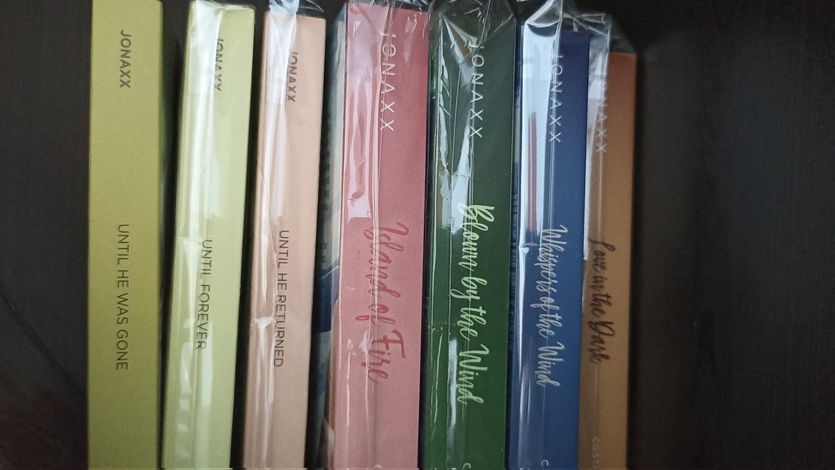 alastcart's tweet photo. Wts lfb ph

Jonaxx book 
UTB set - 1800
Cls 3&amp;4 -1500
Cls 9&amp;10 - 1500
All are in good condition and new

dop: payo
Can ship tomorrow via lbc

Wtb lfs jonaxx until trilogy costa leona series https://t.co/jxDVgCydn0