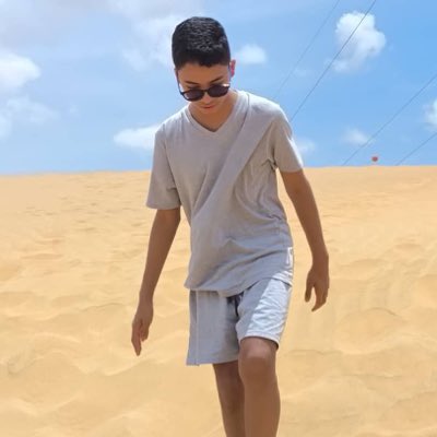 romelin22's tweet photo. #NuevaFotoDePerfil https://t.co/5ZzQdWTLDp