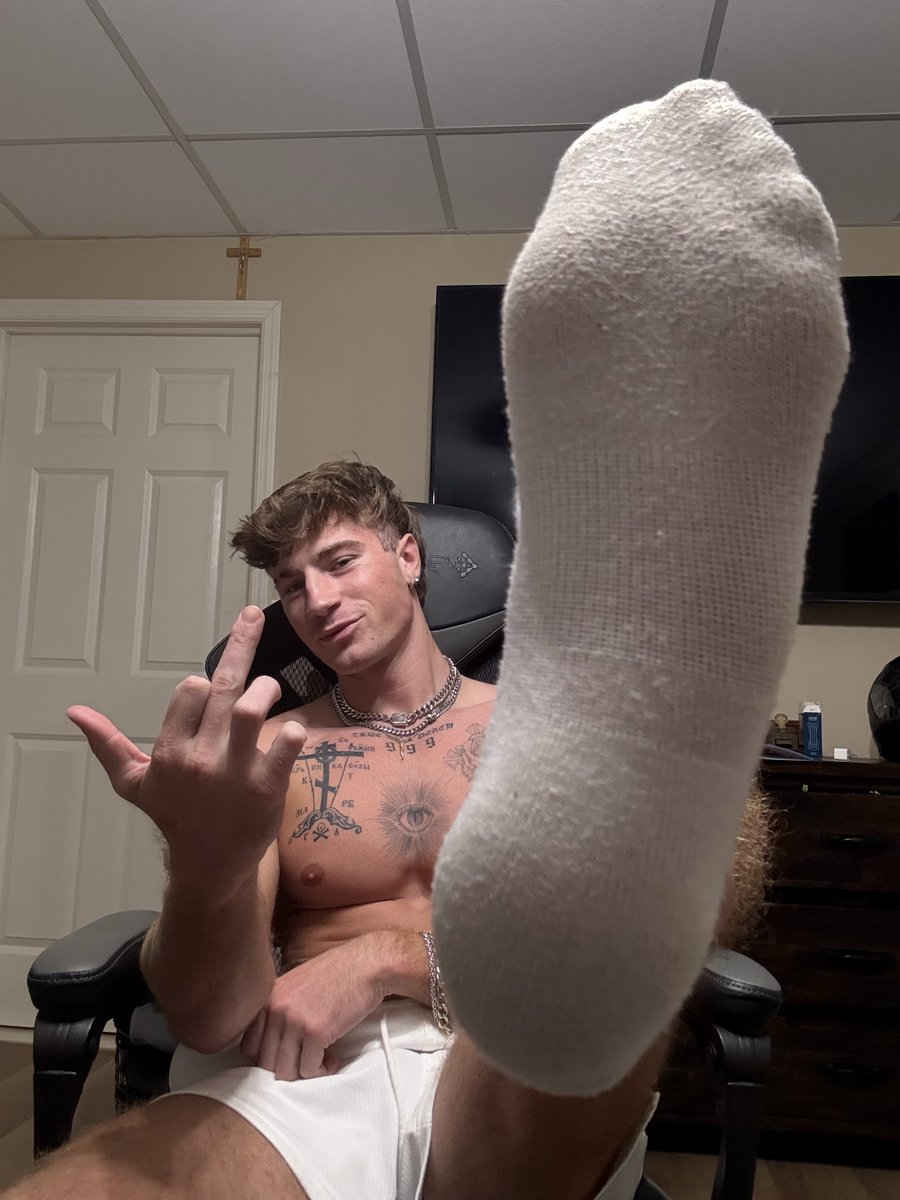 My alpha feet are just waiting to drain you.