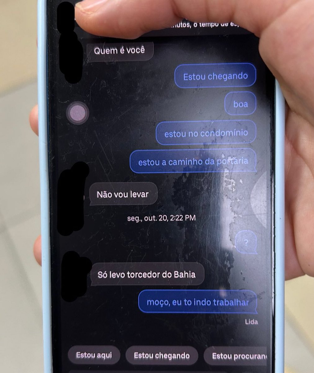 minha amiga foi pegar um uber mais cedo e