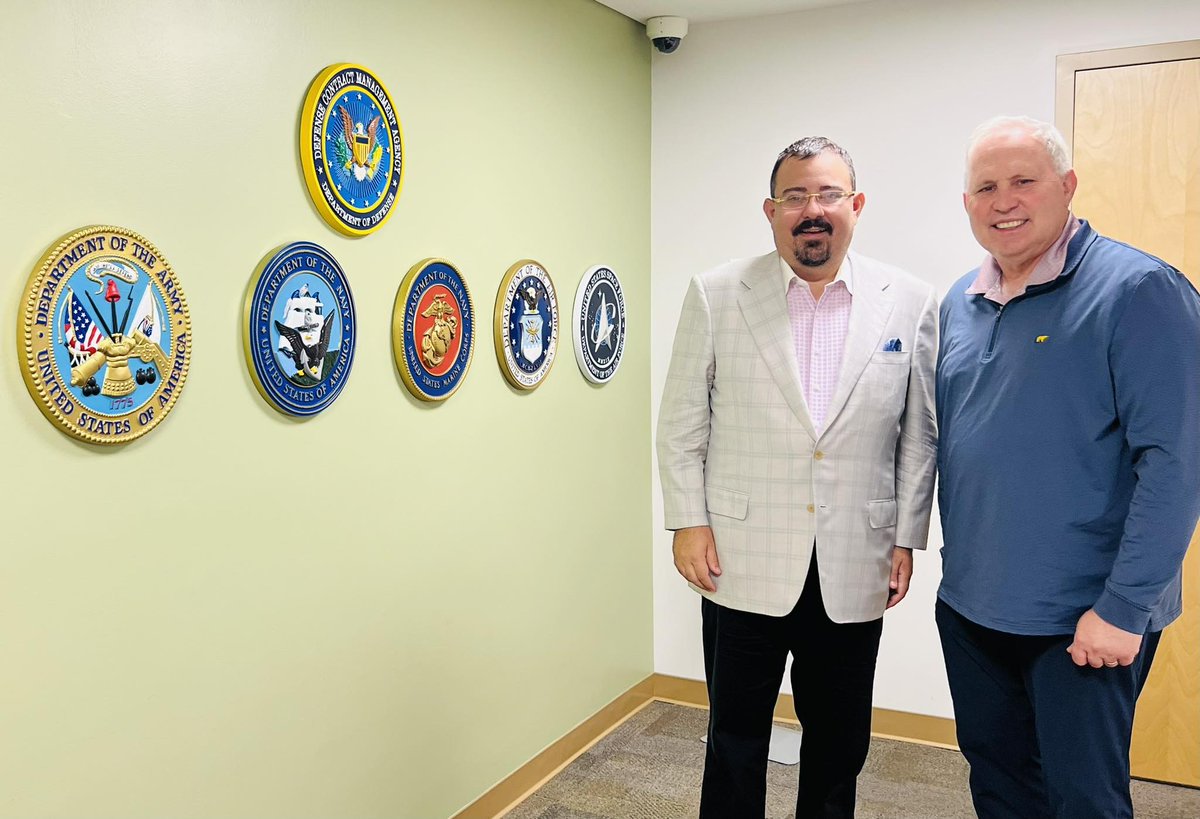 Alliance VP Greg Martayan met with Director William Foster at the U.S. Department of War’s DCMA HQ ⚙️🇺🇸. They discussed the San Fernando Valley’s role in the defense industry and opportunities for local businesses to engage with federal contracts.

#DefenseIndustry #LocalBusiness