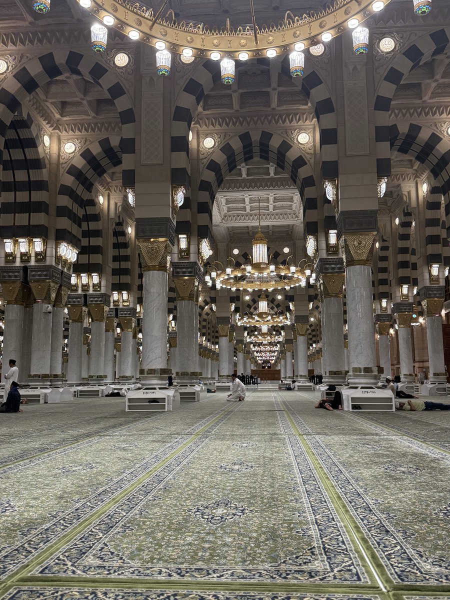 last night in madinah, will miss the peace this beautiful city gives my soul