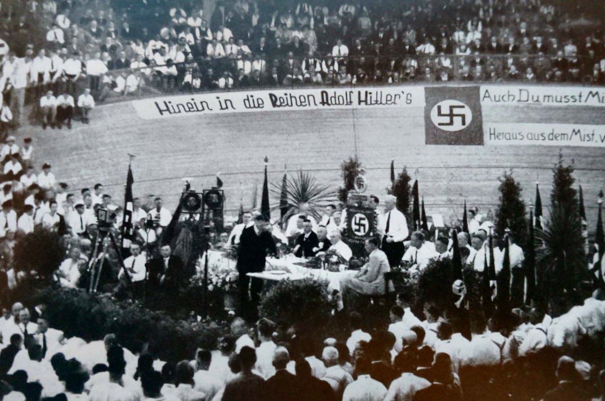 Nazis and velodromes, velodromes and Nazis