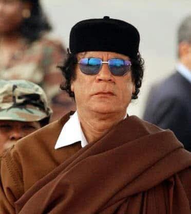 Quelle coïncidence ! Kadhafi a été lâchement tué le 20 octobre 2011, tandis que Nicolas Sarkozy emprunte la voie de la prison  le 20 octobre 2025, soit 14 ans après.