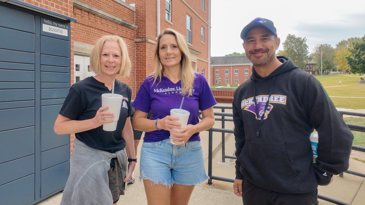 Last Friday, our faculty and staff rolled up their sleeves for Campus Beautification Day — keeping McKendree’s campus looking its best while students enjoyed Fall Break 💜✨ #McKendree #BearcatProud