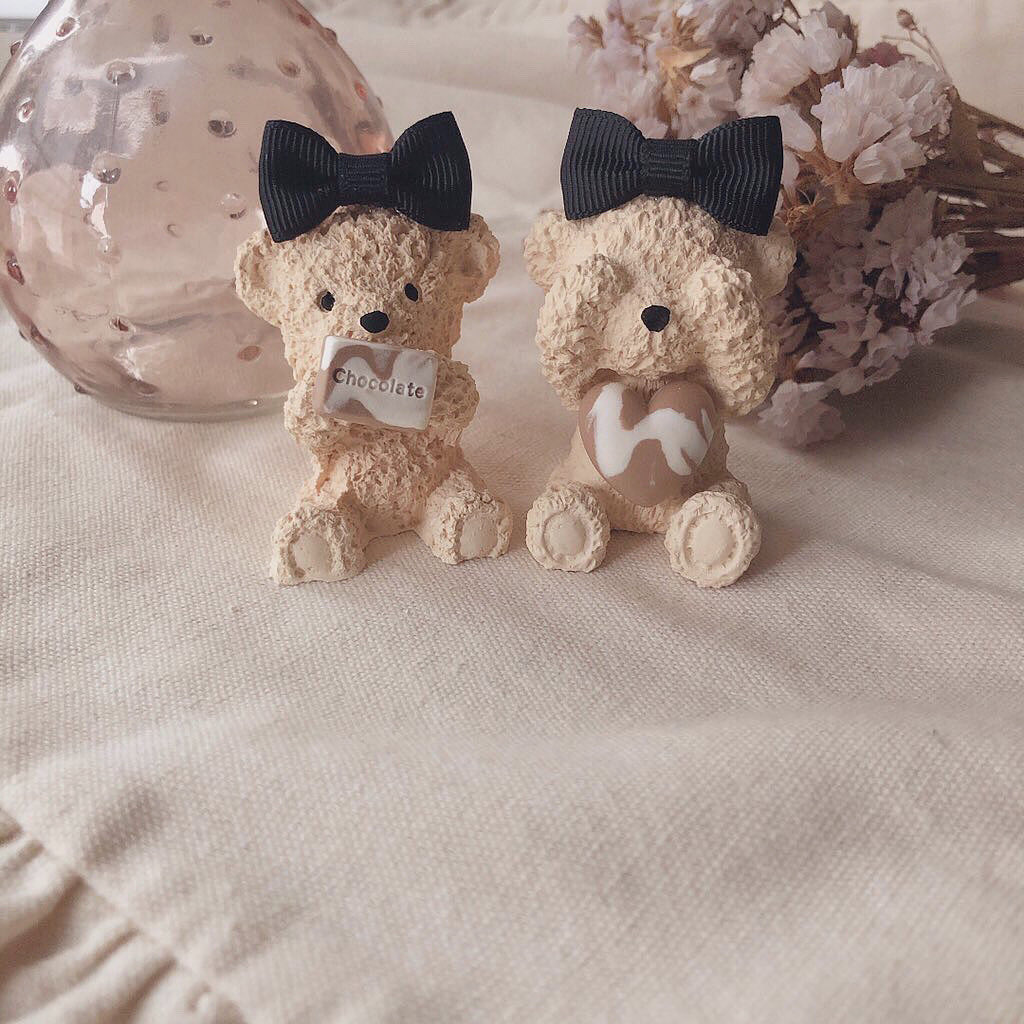 hokkorin1's tweet image. おはようございます🧸💞
ラミーチョコが売っているともう冬が近いなぁって思いますね🍫食べたいなぁと思って見ましたが、お高くてびっくり😂しかしチョコの値上がりもすごいですよね😂
くまさんのマーブルチョコがとっても美味しそう🍫冬の時期に特に人気なチョコくまさんです🤎