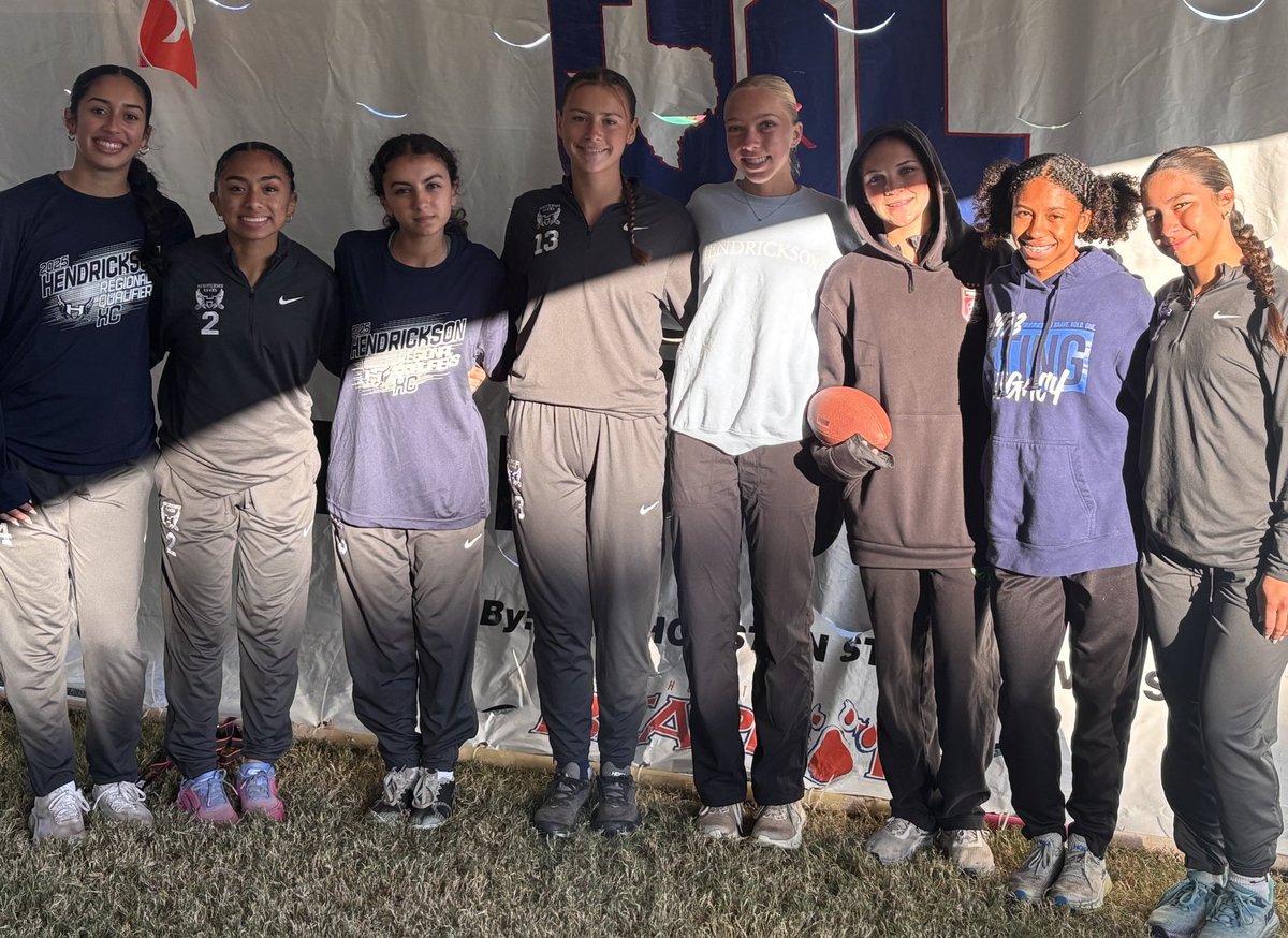 Hawks finished the 25' season with grit and came out with new found determination. Thank you seniors for leading these teams and setting an example for our young runners!