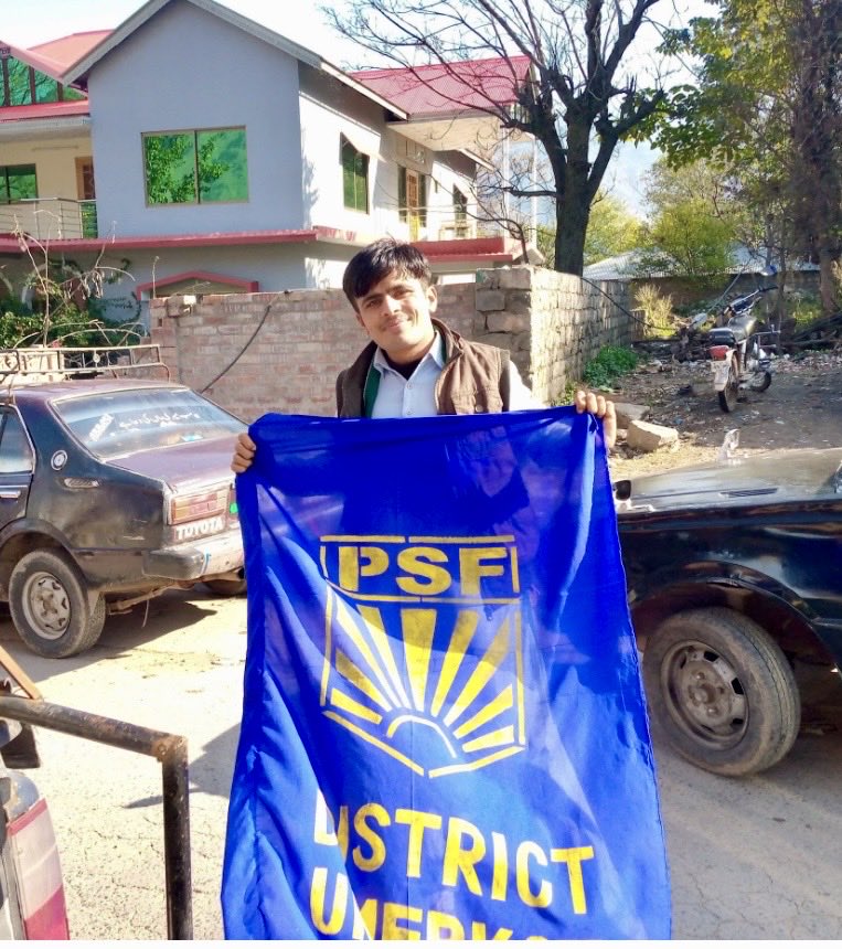 mir_arisar's tweet photo. خواب ٹوٹے، دل رویا… مگر وفا آج بھی زندہ ہے۔🇱🇾🫀

2019 🥹 https://t.co/oCEoV4S0d5