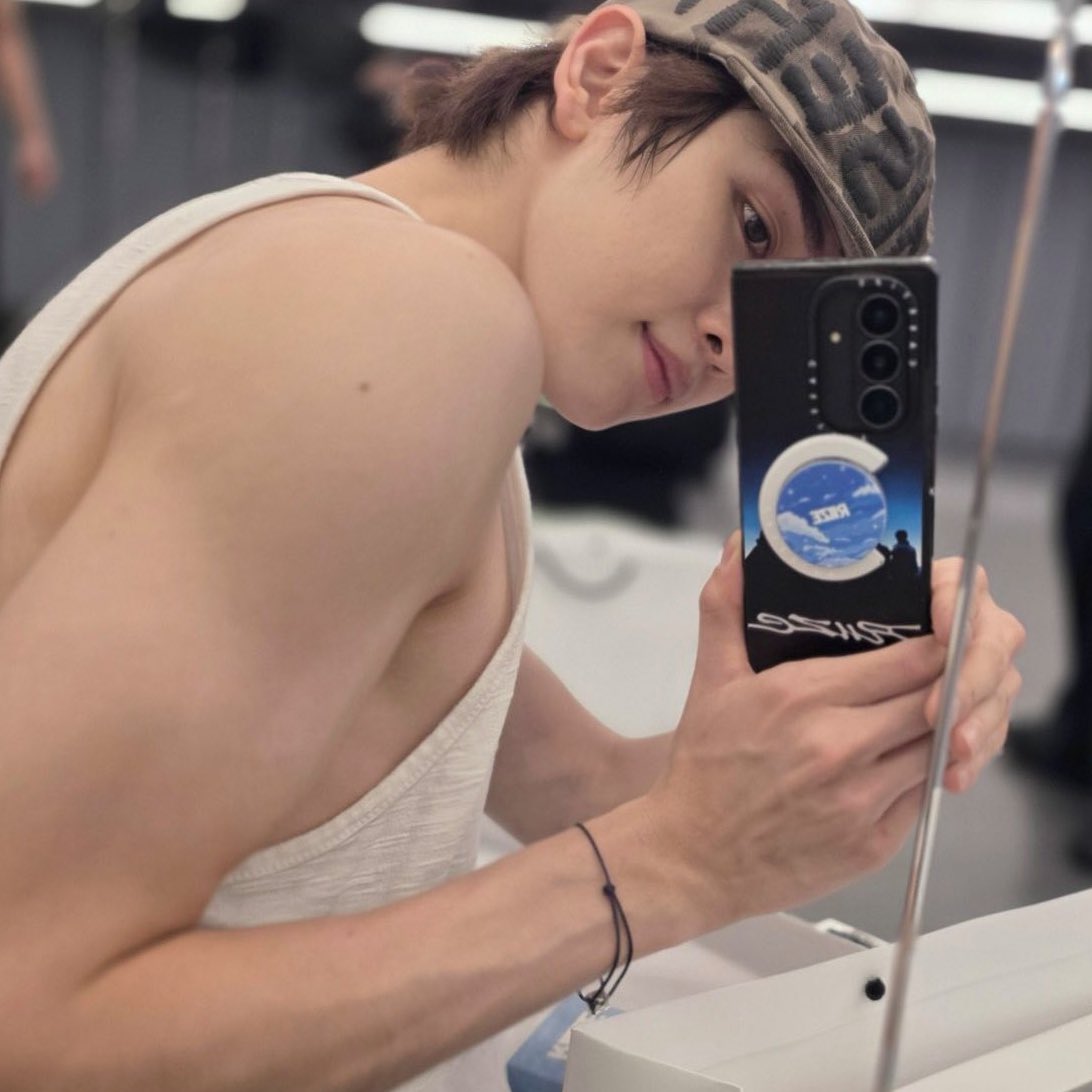 김은숙 tweet media
