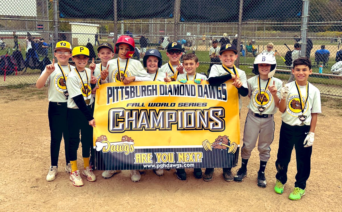 PghDawgs's tweet image. 10U Dilly and Dawgs Fall WS Champions: Bulldogs 
 💨Fastest Runner:  Chase R
💪Home Run Derby Champion: John H
#Dawgsfamily #fallfun #areyounext