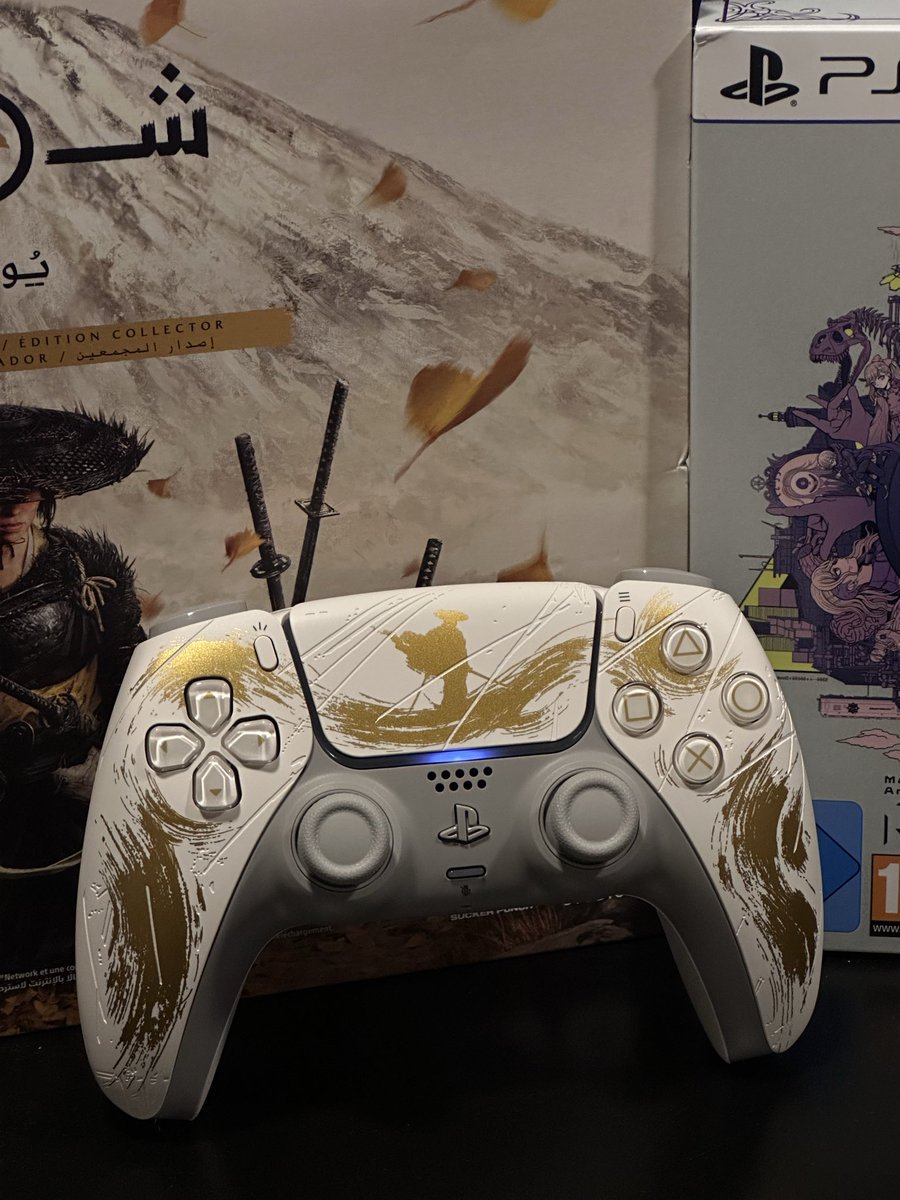 Kh_xlidstark's tweet image. توني راجع من الدوام والمفرحات وصلت 😎
#PS5 #GhostOfTsushima #RainCode
