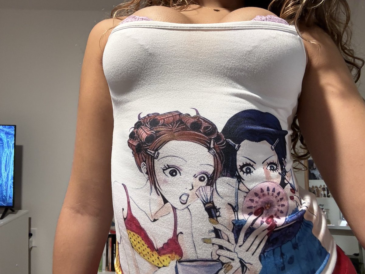 tzuyu bra + nana shirt Is this gay enough.Hel p