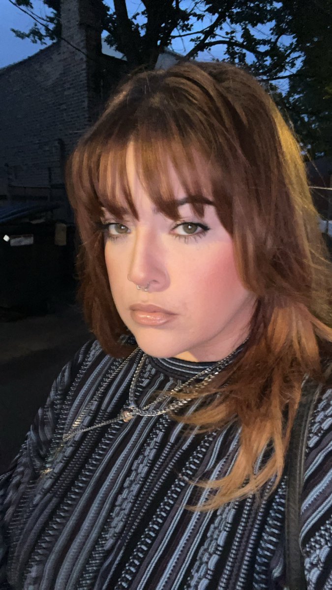 jazzy girl tweet media