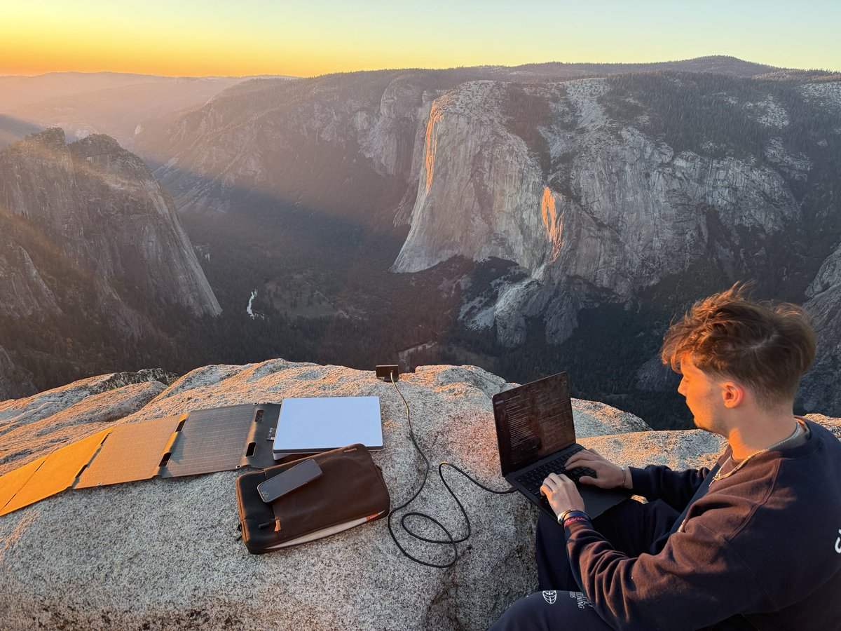 _boemare's tweet image. my founding engineer pushing prs on top of Yosemite