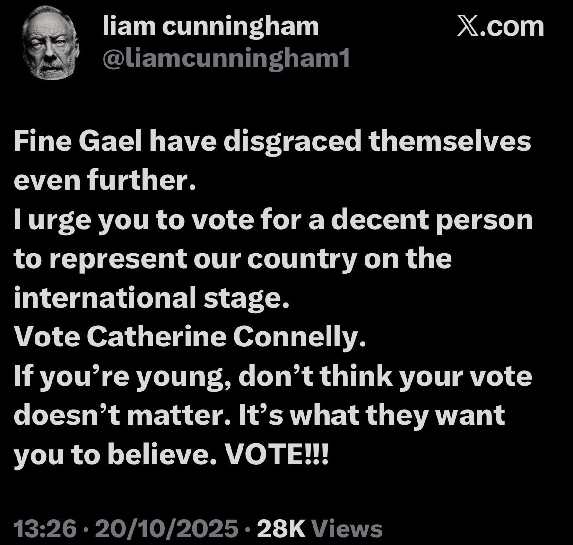 This washed up drunk of a second rate actor can’t even spell the name of the person he’s voting for. 

What an embarrassment