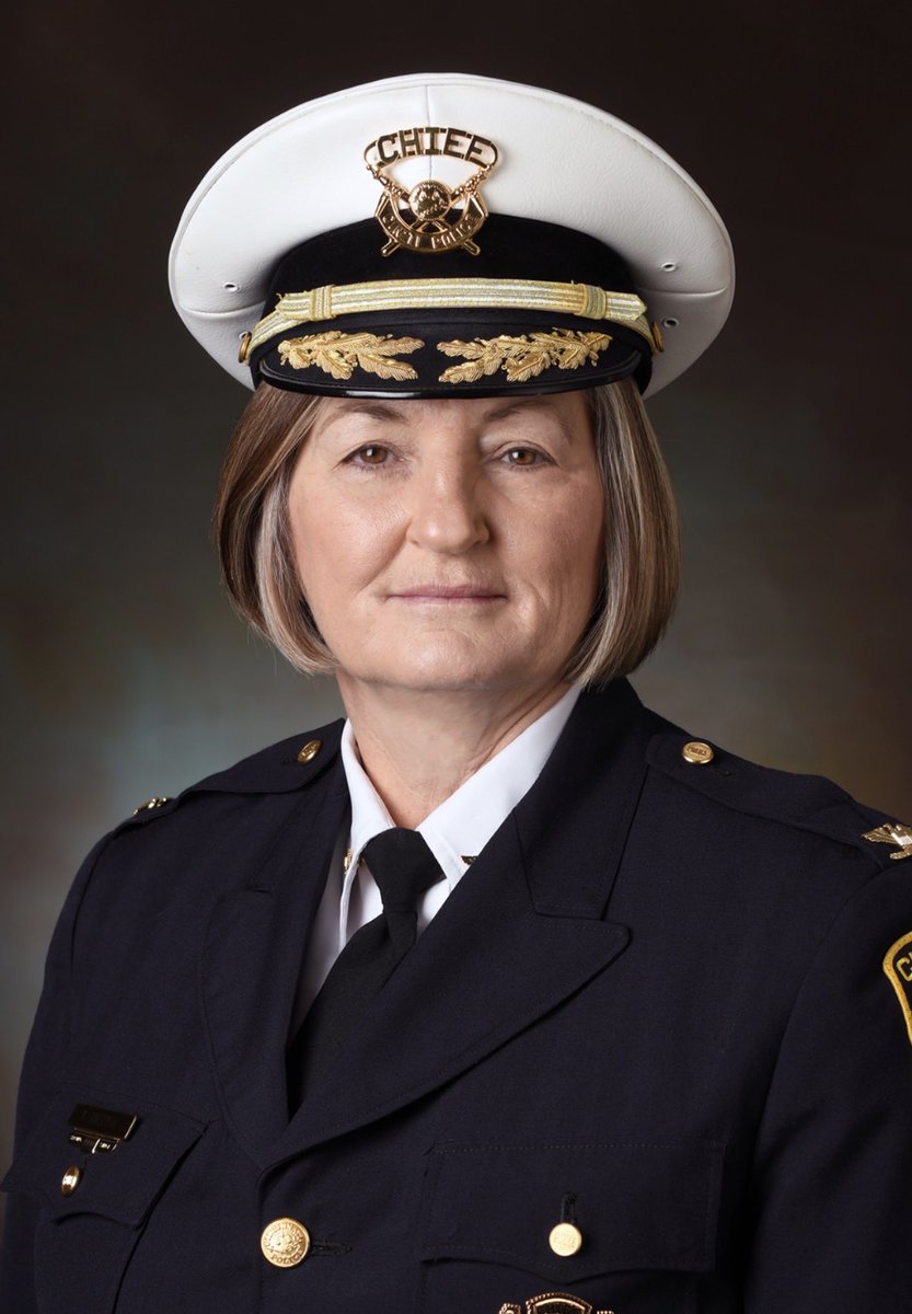 BREAKING 🚨 Cincinnati’s Police Chief has been placed on LEAVE after discriminating against White People

She is being accused of “anti-white bias” within the department

GOOD RIDDANCE