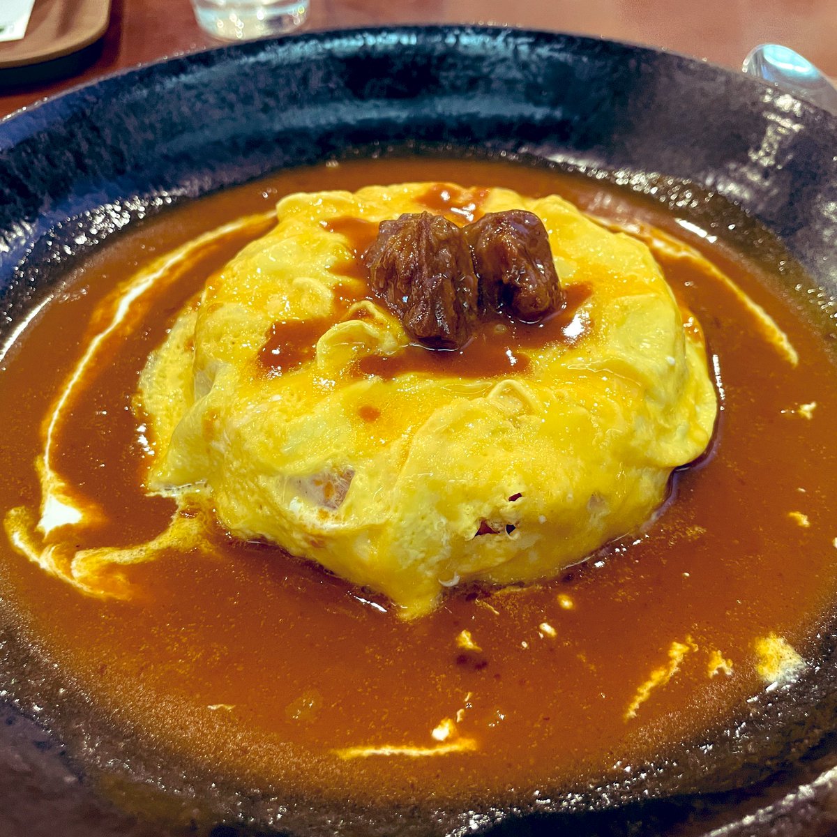 mofy0111's tweet photo. 八王子のエルシィ八王子／はちまるレストラン

ふわふわオムライス＋ランチバイキング

ほぼオープンラストって感じで、ランチバイキングを堪能♡フレッシュ野菜もカレーもデザートもで充実した内容✨この日は地下で介護スナックベルサイユの撮影をしてたの！宮崎美子さんと西岡徳馬さんは気付けた😳✨ https://t.co/zAg04MRiVr