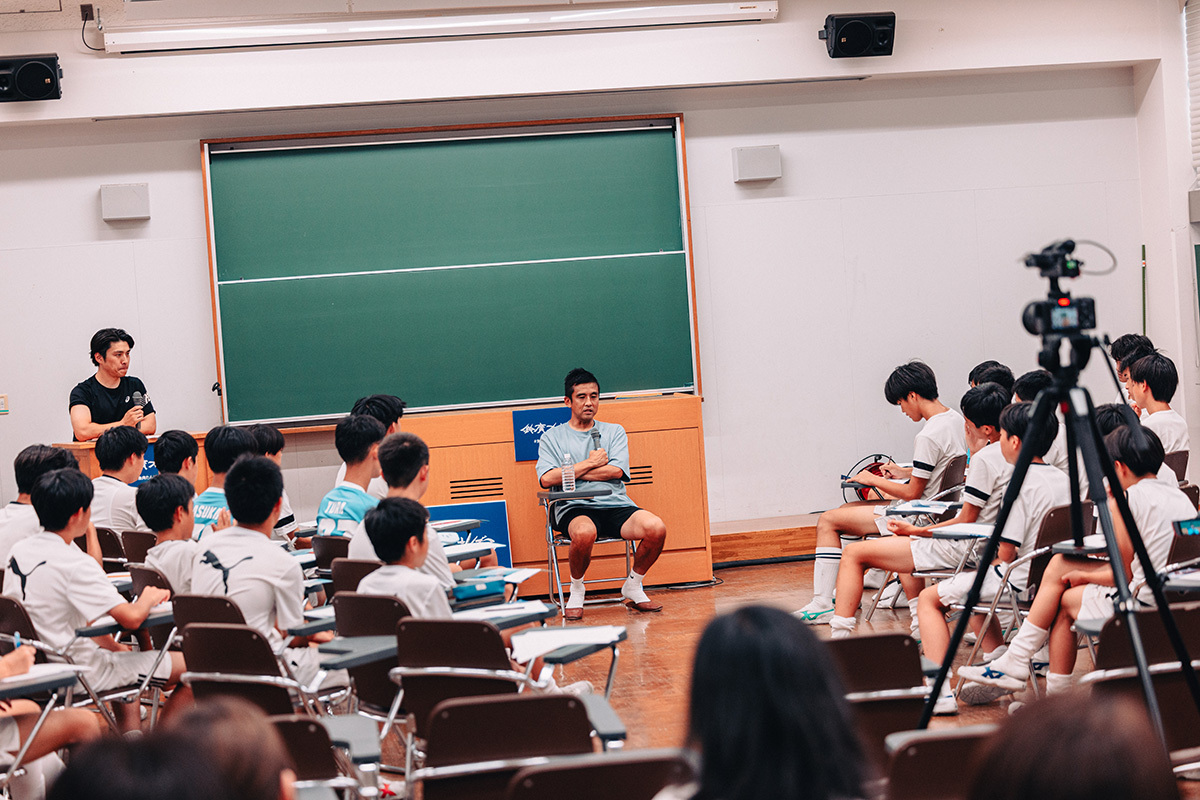 🐟魚肉たんぱく同盟コラム⚽️
鈴廣かまぼこ大使として共にに活動する稲本潤一さん（ <a href="/inamoto17_j/">Junichi Inamoto / 稲本潤一</a> ）を学習院中等科サッカー部にお迎えし「稲本潤一サッカークリニック supported by 魚肉たんぱく同盟」を開催いたしました！