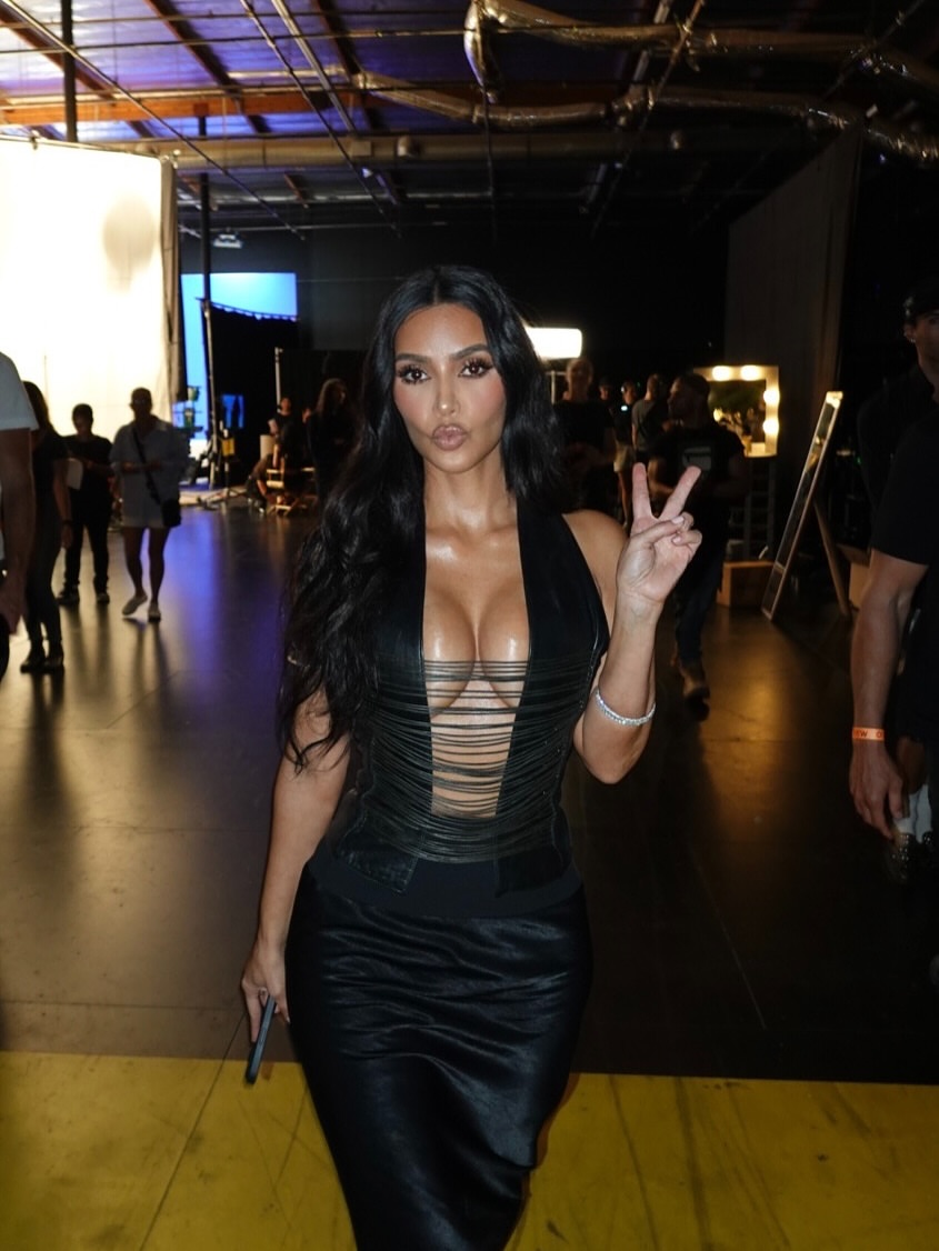 happy birthday kim 🤍