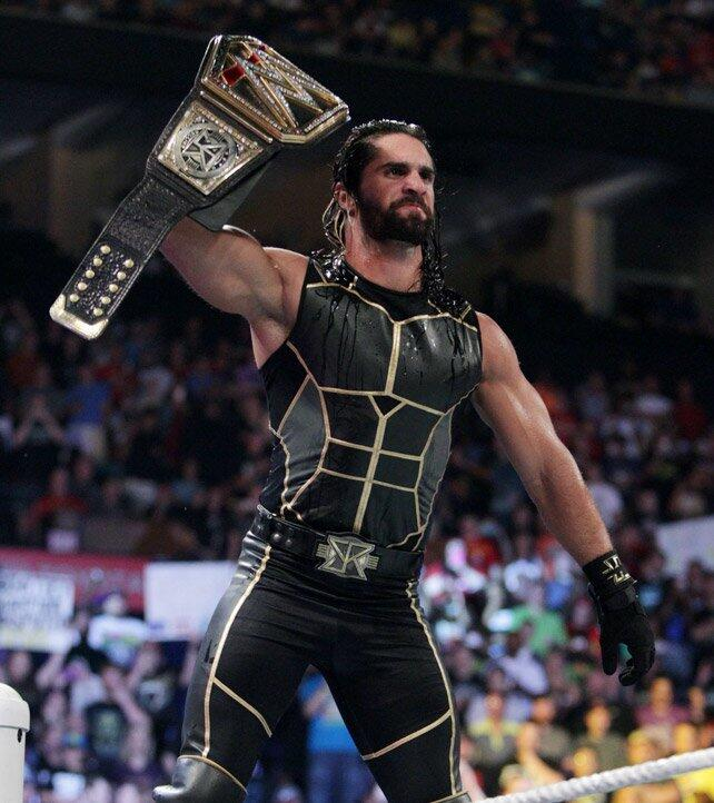 LuigiWrestling's tweet photo. En 2015, Seth Rollins se proclama campeón mundial por canjear el Money in the Bank y, meses más tarde, tiene que dejar vacante su título por una lesión.
En 2025, Seth Rollins se proclama campeón mundial por canjear el Money in the Bank y, meses más tarde, tiene que dejar vacante su título por una lesión.
Increíble. #WWERAW