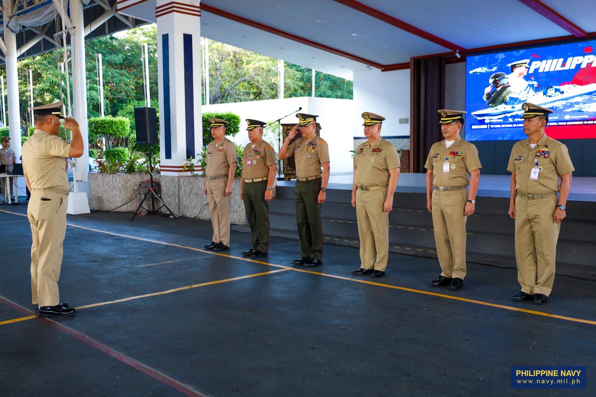 Philippine_Navy's tweet image. IN PHOTOS | PH #Navy Joins Nation in Commemorating 8th Anniversary of Marawi City Liberation
👉🏽facebook.com/share/p/17TgpE…
#ProtectingtheSeasSecuringOurFuture
#ModernandMultiCapablePHNavy
#OneAFPOnePhilippines
#StrongAFPStrongPhilippines