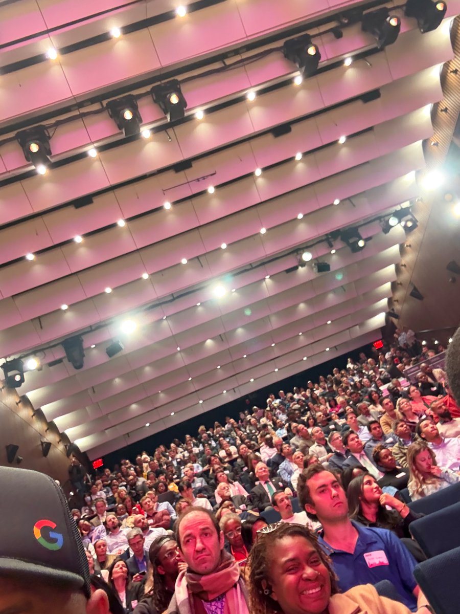 BBMPROGRAMDC's tweet image. Welcome to DC Startup &amp;amp; Tech Week 2025: Celebrating 10th years of Impact, Innovation and Community. 🎉

@DCstartupweek is on another level!!!! 🚀