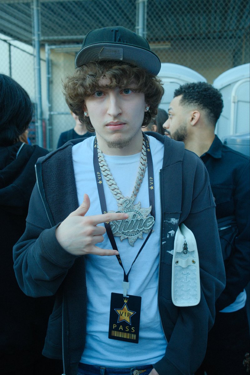 ₭ma🧟‍♂️ (@kmafr_) on Twitter photo 