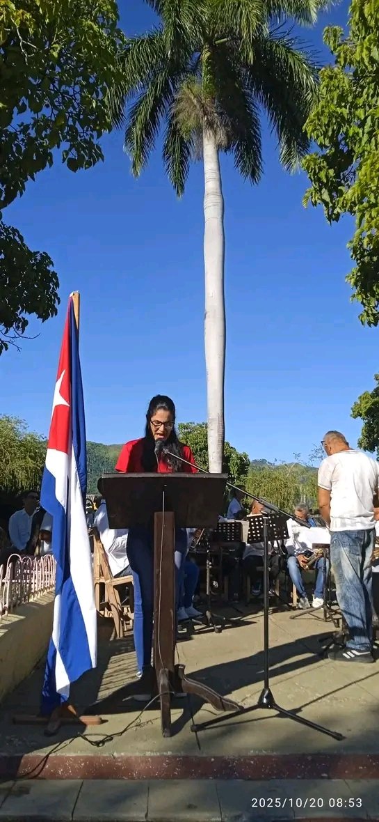 AbelTamayo37871's tweet image. Homenaje esta mañana en #BueyArriba por el día de la cultura cubana.
#PoderPopular
#LaPatriaEnMiVoz