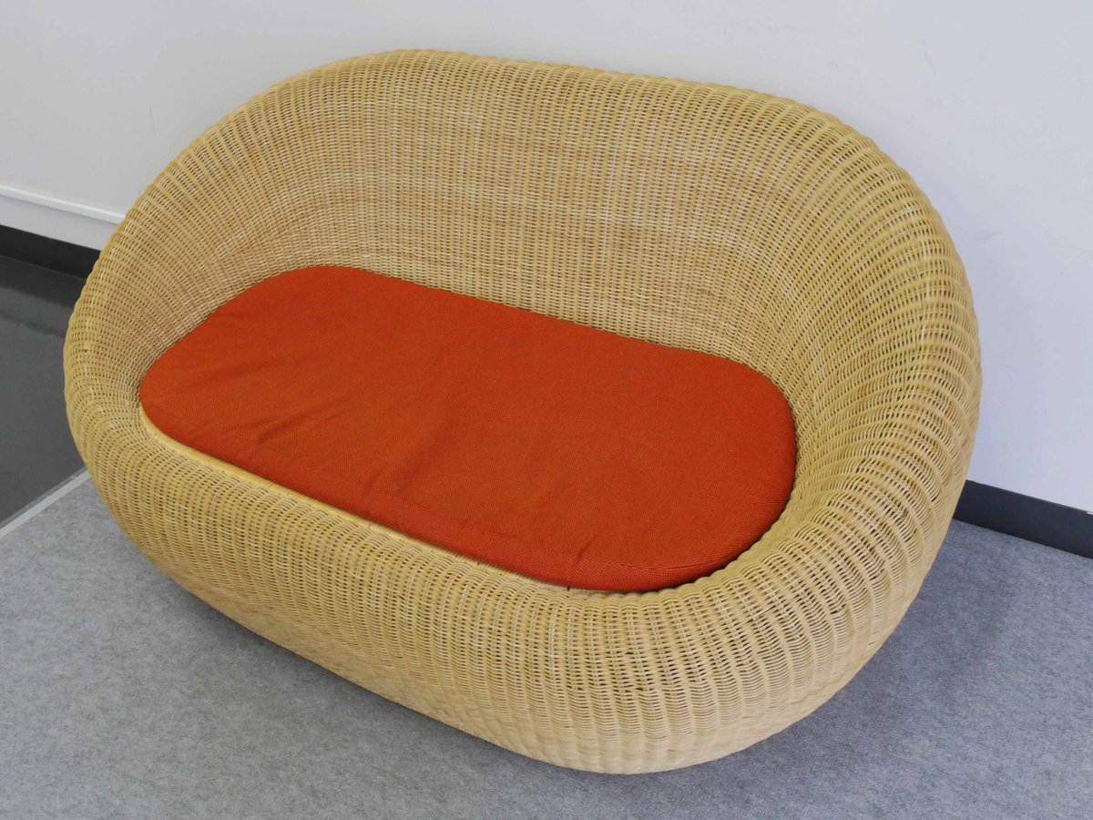 クラウドファンディング の実施に合わせ、当館で人気の「#今日座れる