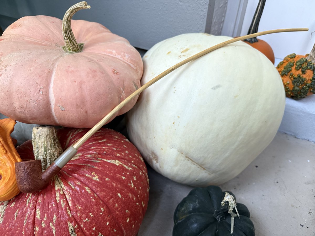 A commissioned pipe I made last week and shipped out today.