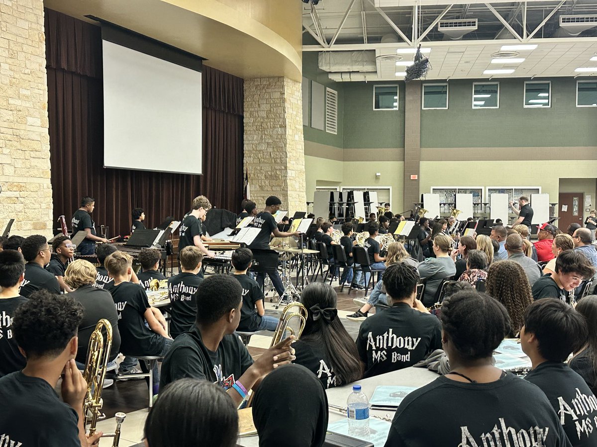 PACKED house for the <a href="/anthonymsband/">Anthony Band</a> Advanced Bands Fall Concert! So much talent! 🥁🎺