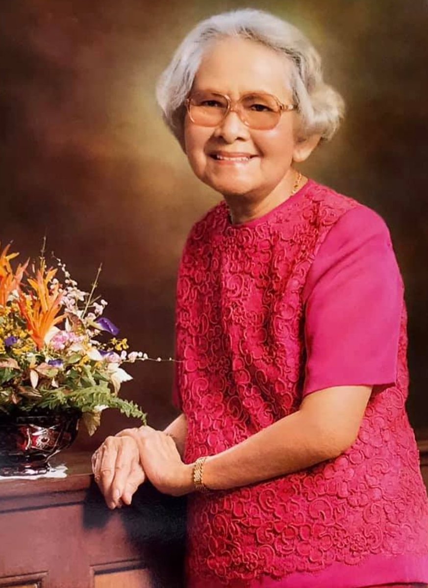 น้อมรำลึกในพระมหากรุณาธิคุณตราบนิรันดร์🙏🏻
🇹🇭 October 21 marks the auspicious birth anniversary of Her Royal Highness Somdet Phra Srinagarindra Boromarajajonani, the Princess Mother. We humbly commemorate her boundless benevolence and profound contributions to the nursing
