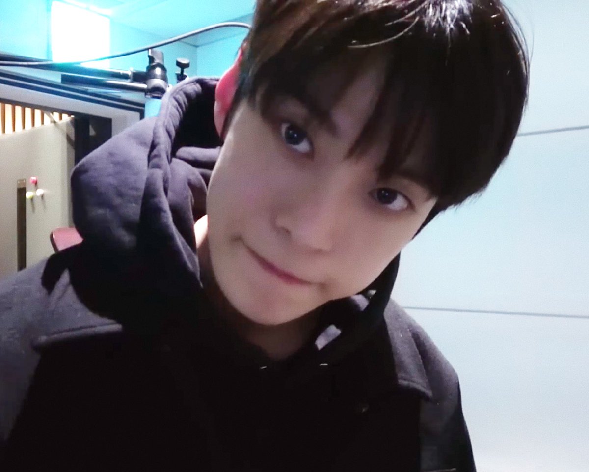#도영 #DOYOUNG #MAMAAWARDS #2025MAMAAWARDS #2025MAMAVOTE 

╭ ◜◝ ͡ ◜◝ ͡ ◜◝ ╮
　투표 위해 rt
    해줬음 조켔네
╰ ◟◞ ͜ ◟ ͜ ◟◞ ╯
O
°.