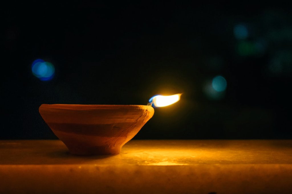 ShivrajTaware04's tweet photo. Lighting diyas not just to decorate homes, but to brighten hearts with positivity and peace.
Happy Lakshmi Pujan to all 🌸
#DiwaliVibes #LakshmiPujan #PeaceAndProsperity https://t.co/04zYgc75wG