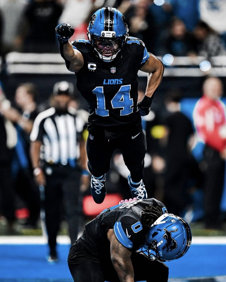Photo of the season so far 😭

(via: <a href="/Lions/">Detroit Lions</a>)