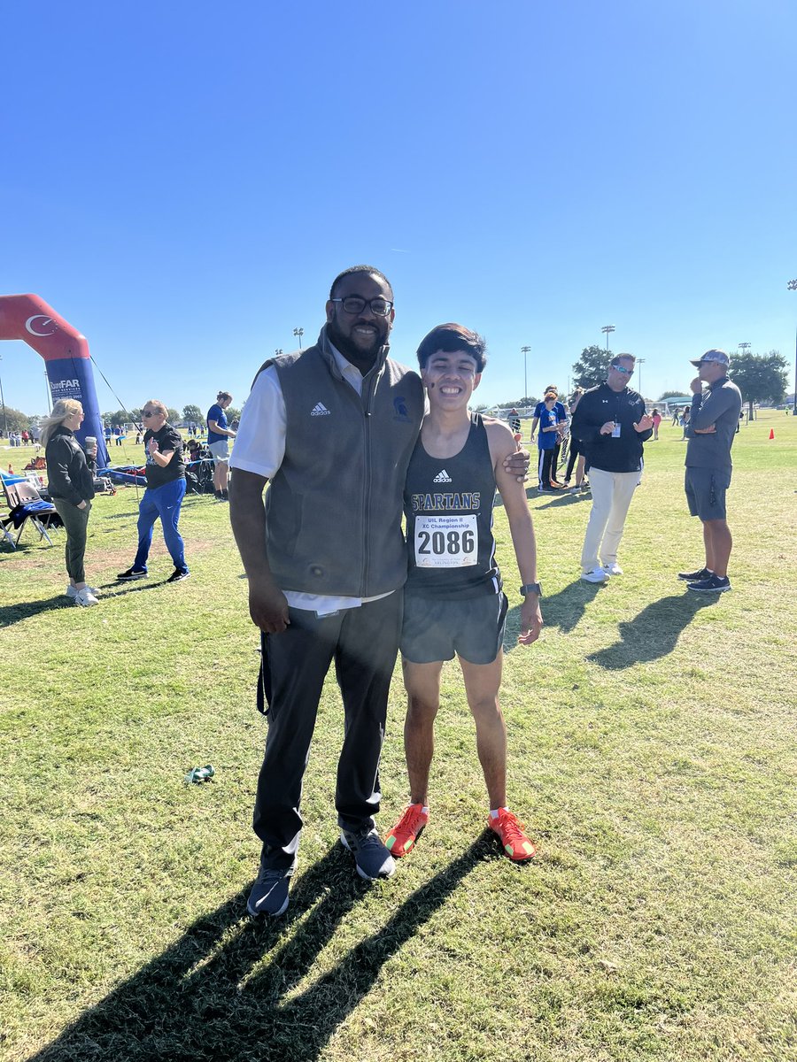 RubyGarzaDISD's tweet image. Congratulations to our @dallasschools @wwsamuell Senior Eduardo Rangel for advancing to the Regional Cross Country Championship! We are super proud of you! 🥳 🏃♂️ @Region1DISD @LauraRubioGarza @IrishLatina09 + Thank you Samuell HS @dallasathletics Coaches Valles & Valles