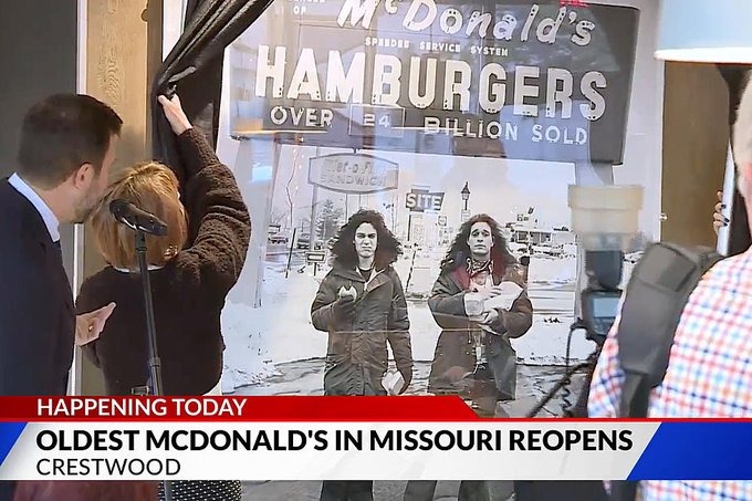 The iconic photo of Eddie Van Halen and David Lee Roth standing under the McDonald’s arches in St. Louis has been installed in the place where it was taken.