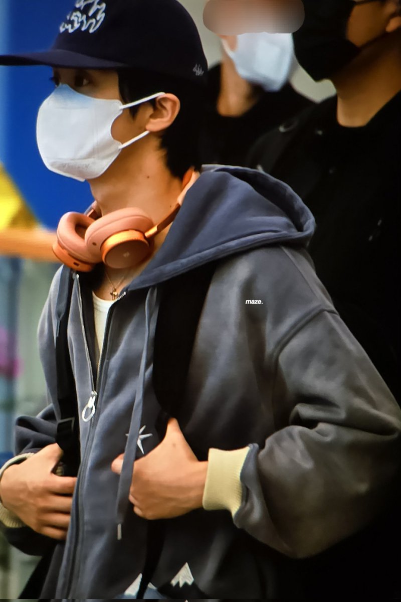 _82zzz's tweet photo. 251021 ICN #NCTDREAM #마크 #mark
(つ･-･)っ https://t.co/xDwFd25dRk