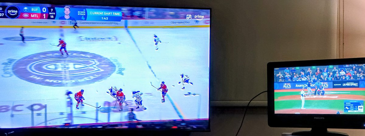 frplandry's tweet photo. Soirée Baseball et Hockey! 🍿 https://t.co/N9Sd7dvZRQ