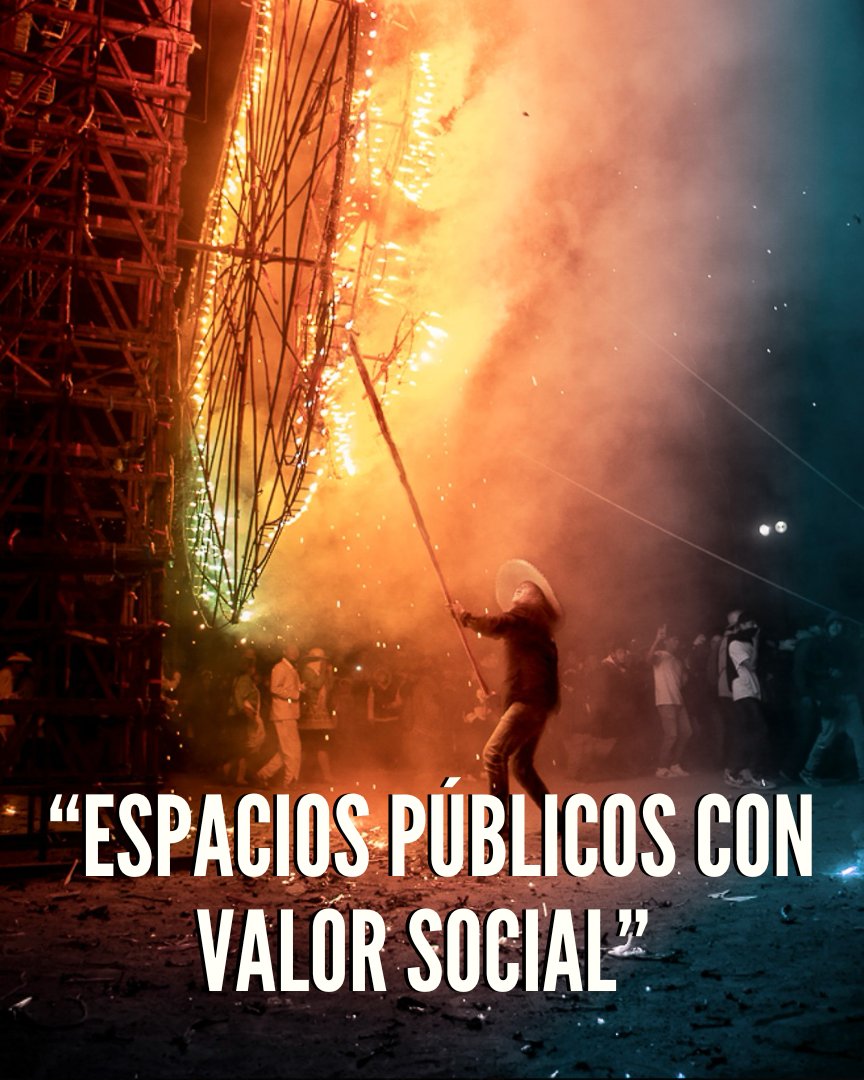 MexiquenseTV's tweet photo. El Gobierno del #Edomex, a través de la #Sedui, reconoció a los ganadores del Segundo Concurso de Fotografía “Espacios Públicos con Valor Social”, una iniciativa que promueve la importancia de los lugares compartidos en el desarrollo de nuestras comunidades 

https://t.co/ulsbjBMYFK