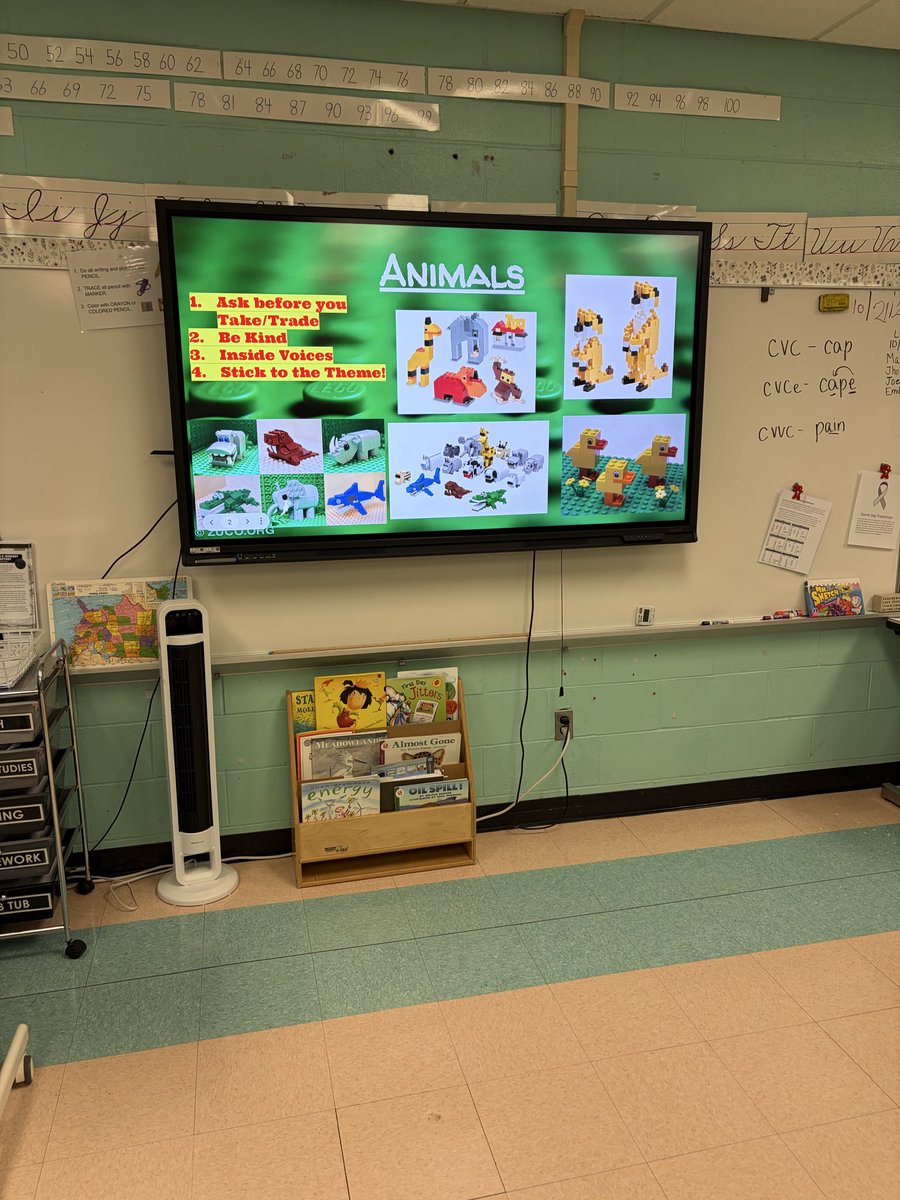 MrHeeter's tweet photo. Fall enrichment is back! HB students were hard at work today during our Lego club. Students learned to engineer builds and were able to meet new friends! #WeAreHB #HBStrong @HamptonBaysES https://t.co/JsogaEcffC