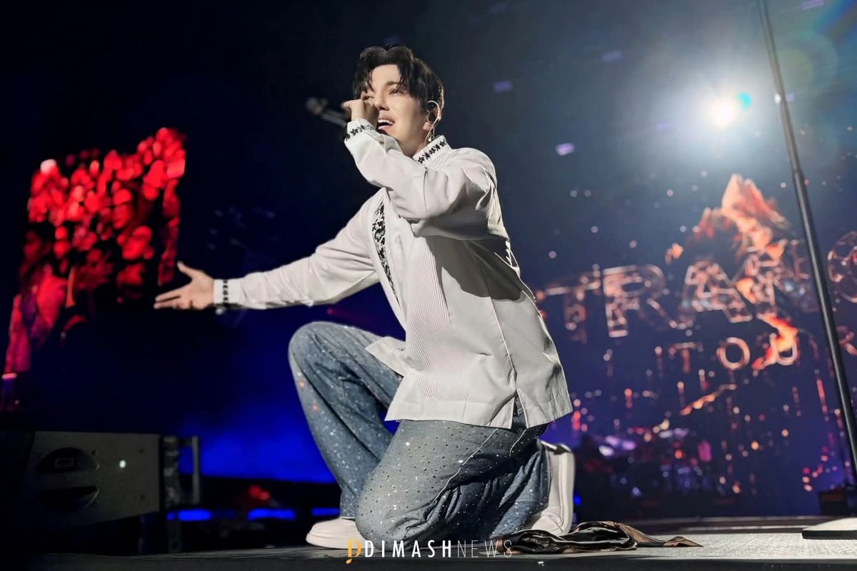 Susana 🇦🇷 (@sisicabrera45) on Twitter photo <a href="/AlianzaDimashCR/">Alianza Dimash Costa Rica 🇨🇷</a> Su mensaje es claro: la música debe sanar, unir y despertar almas.
CONCIERTO DIMASH EN BARCELONA
#Dimash
Dimash conquista el mundo <a href="/AlianzaDimashCR/">Alianza Dimash Costa Rica 🇨🇷</a> Su mensaje es claro: la música debe sanar, unir y despertar almas.
CONCIERTO DIMASH EN BARCELONA
#Dimash
Dimash conquista el mundo