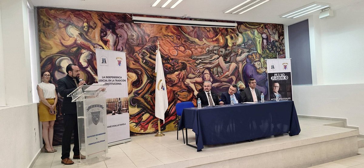 El TJA y la Facultad de Derecho llevaron a cabo la presentación de la segunda edición de la revista Pulso Jurídico y la conferencia “La Independencia Judicial en la Tradición Constitucional”, impartida por el Dr. José Ovalle Favela, gracias a la colaboración del Dr. Alán Arroyo.