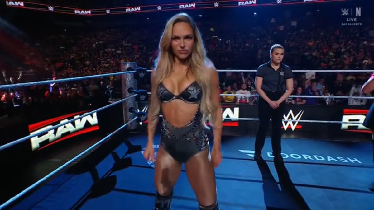 MaxxineDupriCom's tweet photo. #MaxxineDupri #AlphaQueen #AlphaAcademy #WWE #WWERAW https://t.co/7Z4rauxGKU