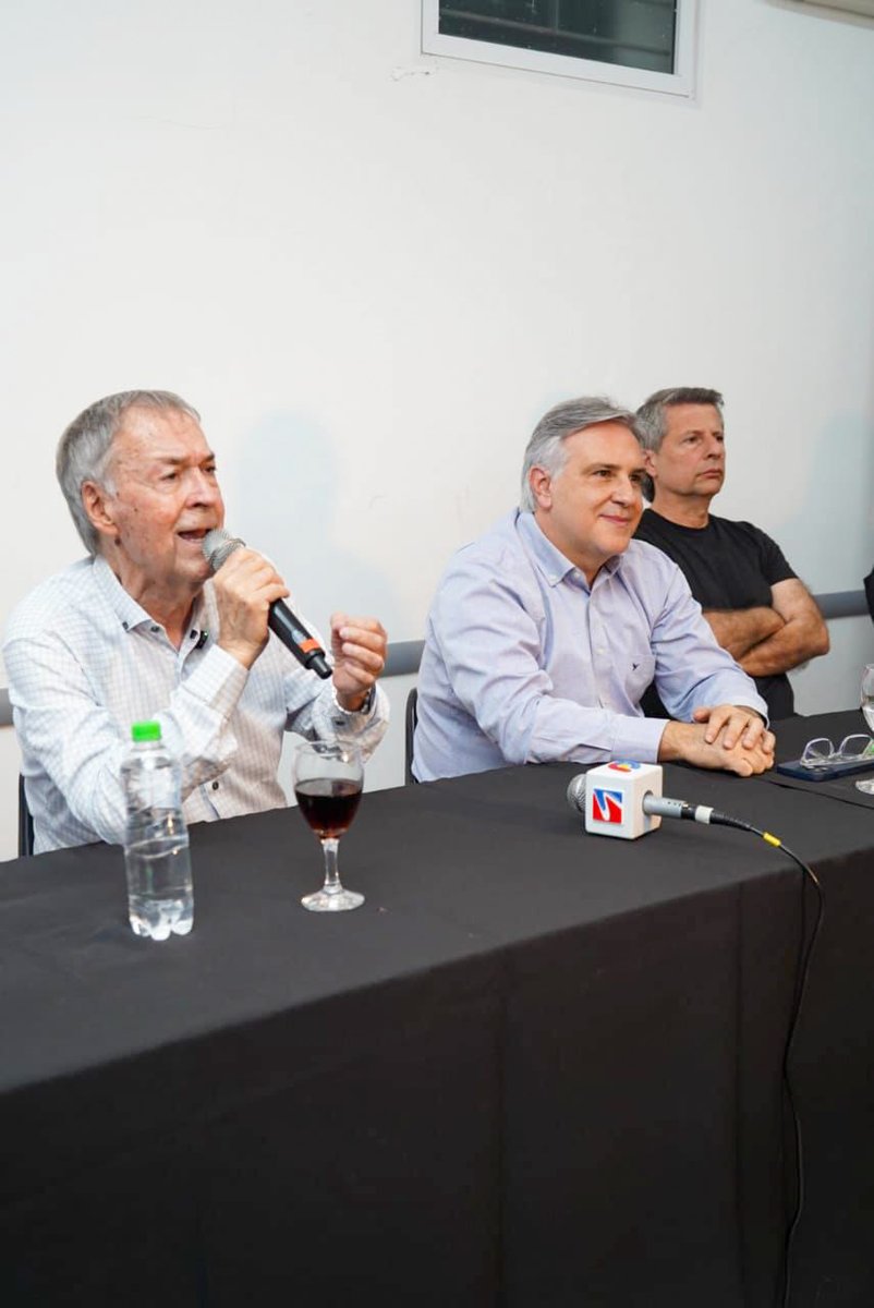 Juan Schiaretti (@jschiaretti) on Twitter photo Córdoba no pide permiso para avanzar en lo que necesita. 
Mientras la Nación recauda miles de millones en retenciones, es la provincia la que invierte para garantizar más conectividad, desarrollo y trabajo en el interior.
Reactivamos los trabajos en la Autopista Ruta 19, una obra Córdoba no pide permiso para avanzar en lo que necesita. 
Mientras la Nación recauda miles de millones en retenciones, es la provincia la que invierte para garantizar más conectividad, desarrollo y trabajo en el interior.
Reactivamos los trabajos en la Autopista Ruta 19, una obra