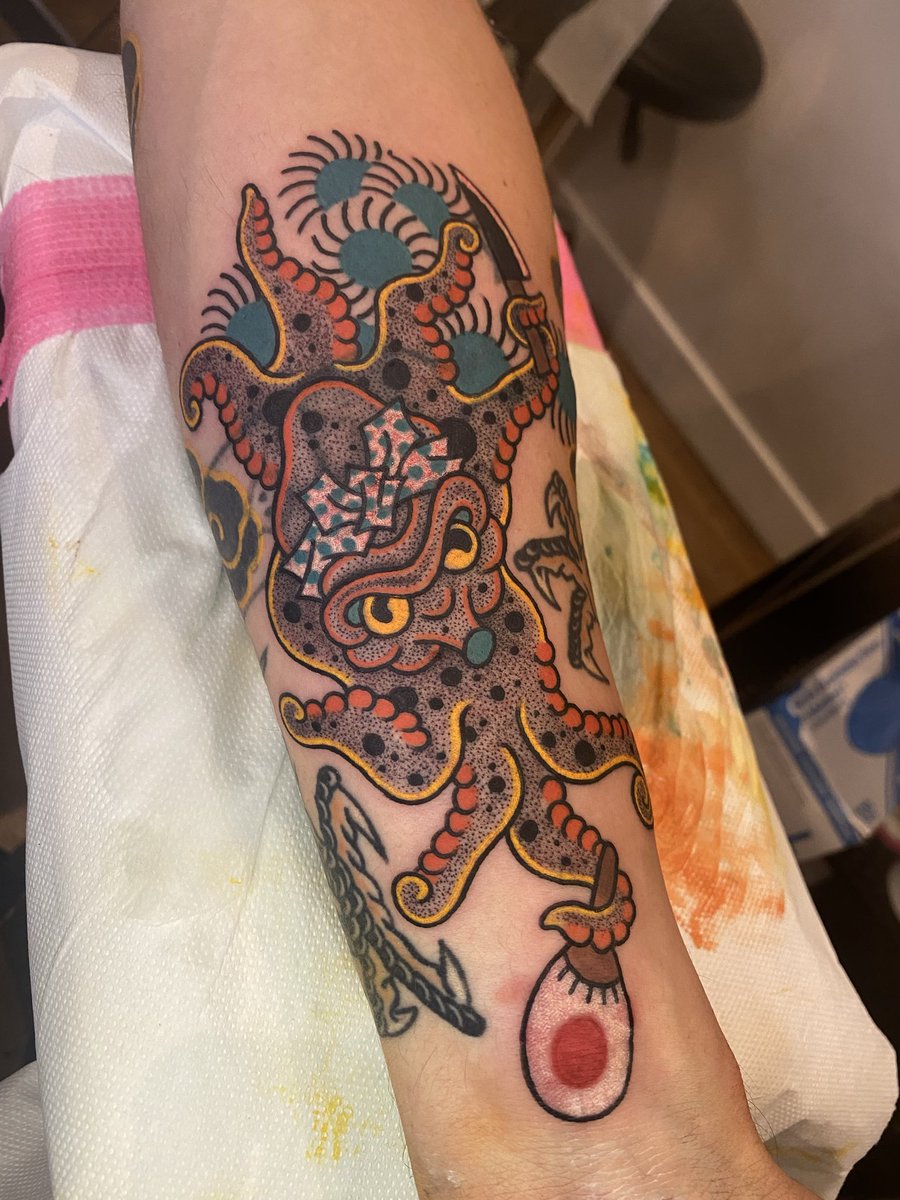 julaottt's tweet photo. Japanese octopus *TAKO*
CoverUp 
⭐️Traditional Tattoo France⭐️ https://t.co/GLIIhE2ug4