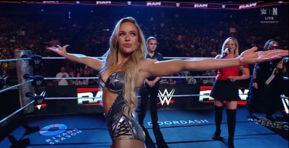 Maxxine Dupri has the most majestic movements #WWERaw