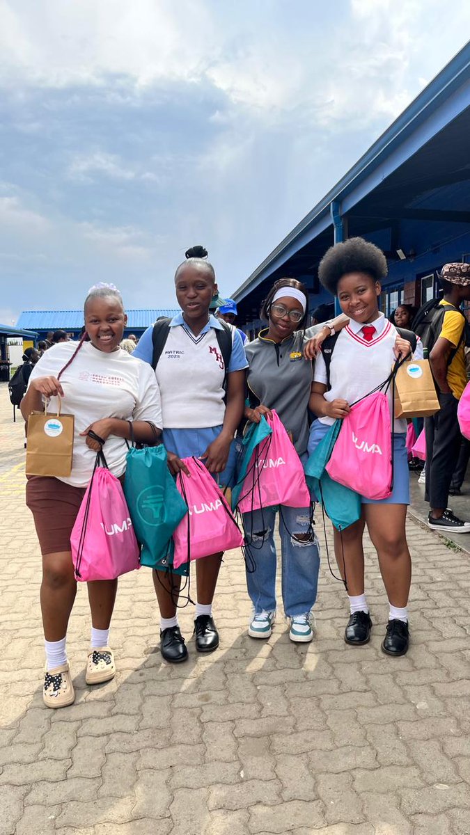 Small acts, BIG impact. ✨

Vuma supported 160 matriculants with calculators &amp; stationery for final exams. Every tool helps them build their futures. 📚

Special thanks to everyone who made this possible!
Taniecodes
Vumacam

#VumaCares
#EducationMatters
