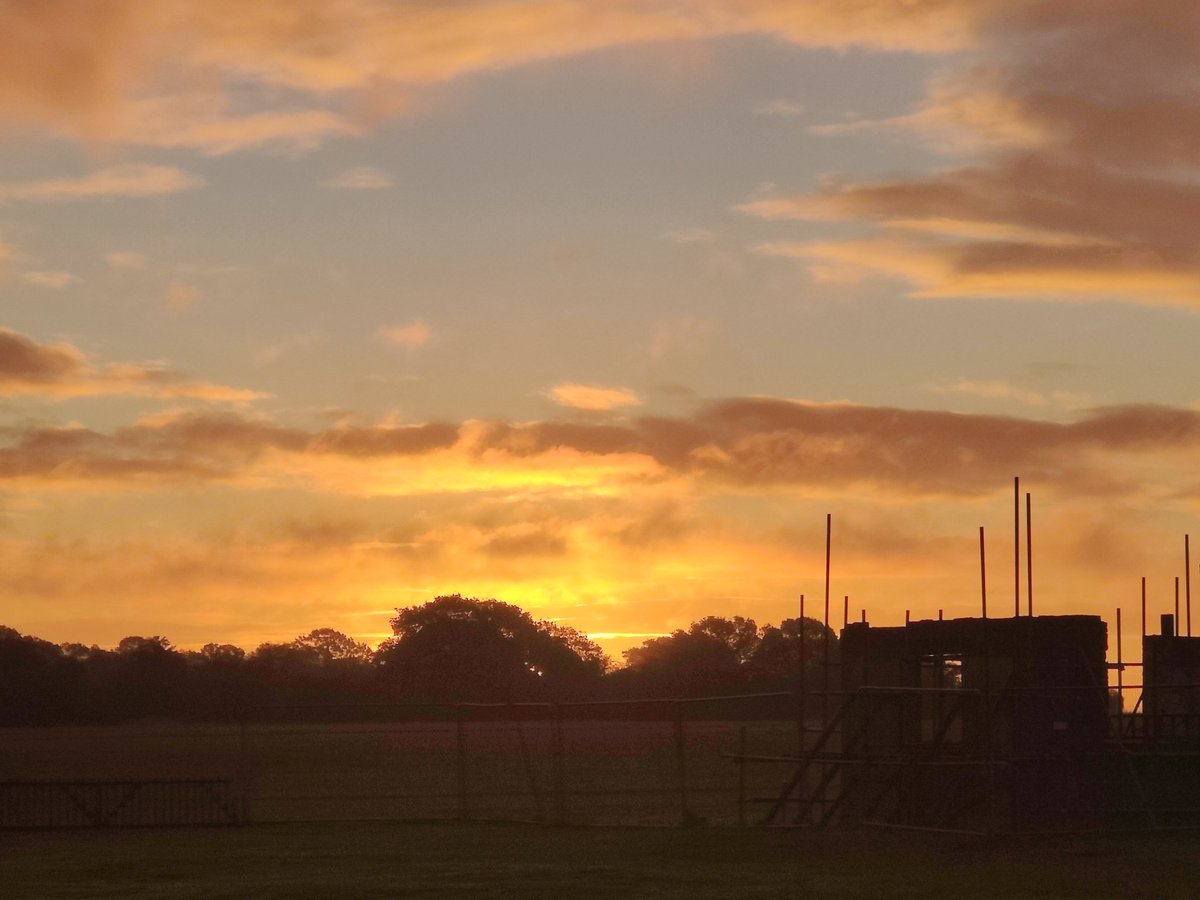 As the sun rises over <a href="/StowAero/">Stow Maries Aero</a> and another #TrafalgarDay, 'Here's to our Sailors'. Images depict myself in the uniform of a Killick of the Royal Naval Division, 1916, as well as original members like the mighty CPO Flook.