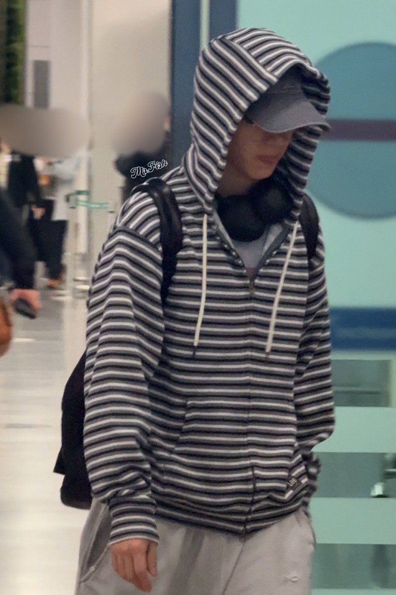 251021 ICN🛬

#TEN #텐 #เตนล์ #李永钦 #テン